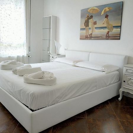 Casaviva - Casa Vacanze Betti A Rapallo Con Terrazza Luaran gambar